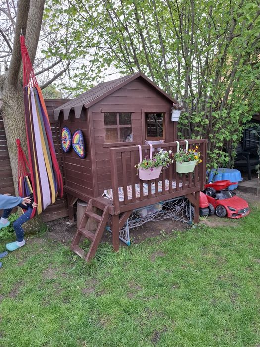 Casuta copii din lemn