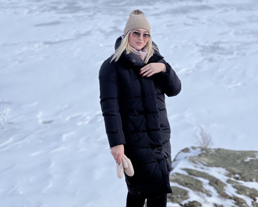 Продам зимние пуховики