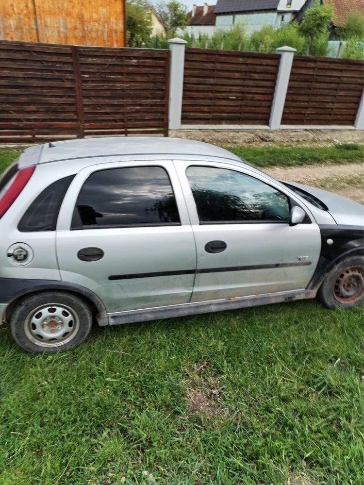 Opel corsa 1.2 pentru piese