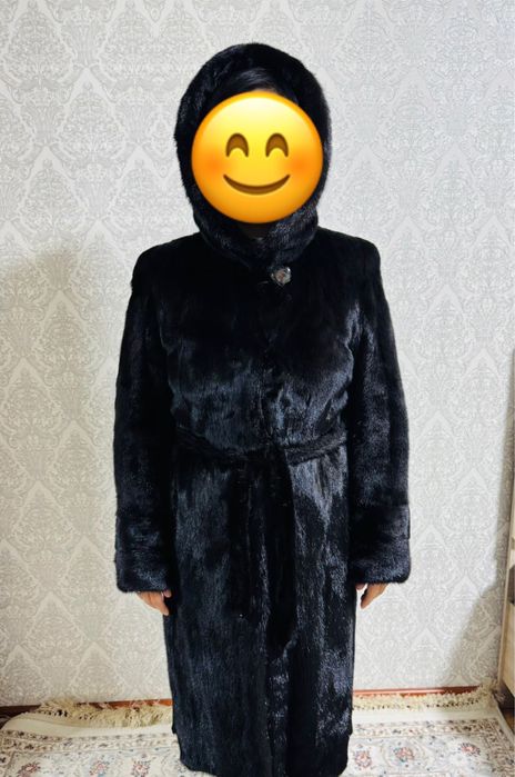 Продам шубу норковую .
