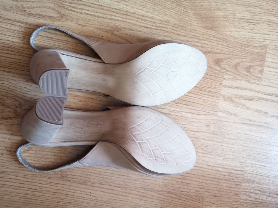 Sandale piele întoarsă nude 39