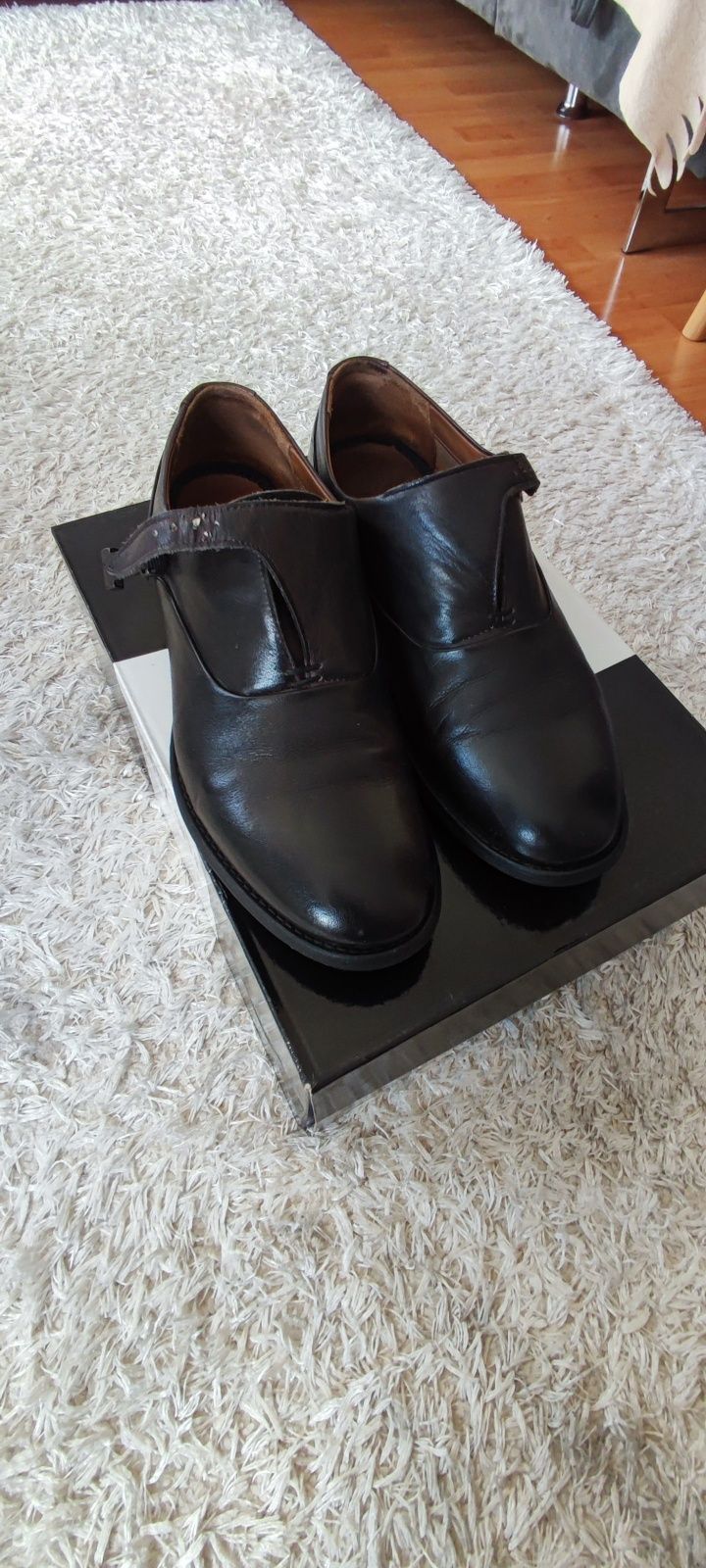 Pantofi zara man 42