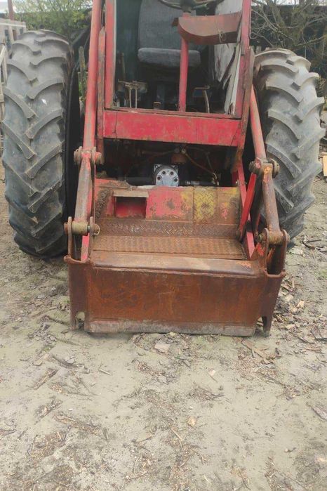 Incarcator Frontal IFRON motor Tractor U650 cauciucuri noi, stare buna