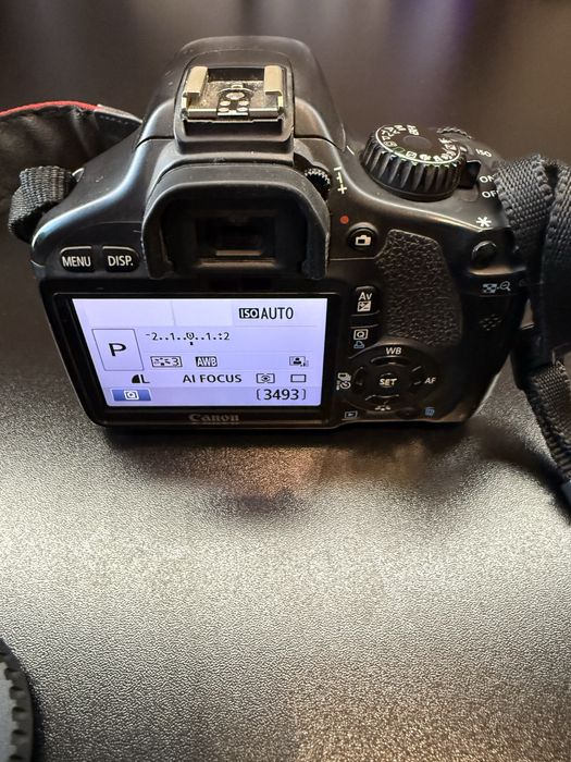 Фотоапарат Canon EOS 550D