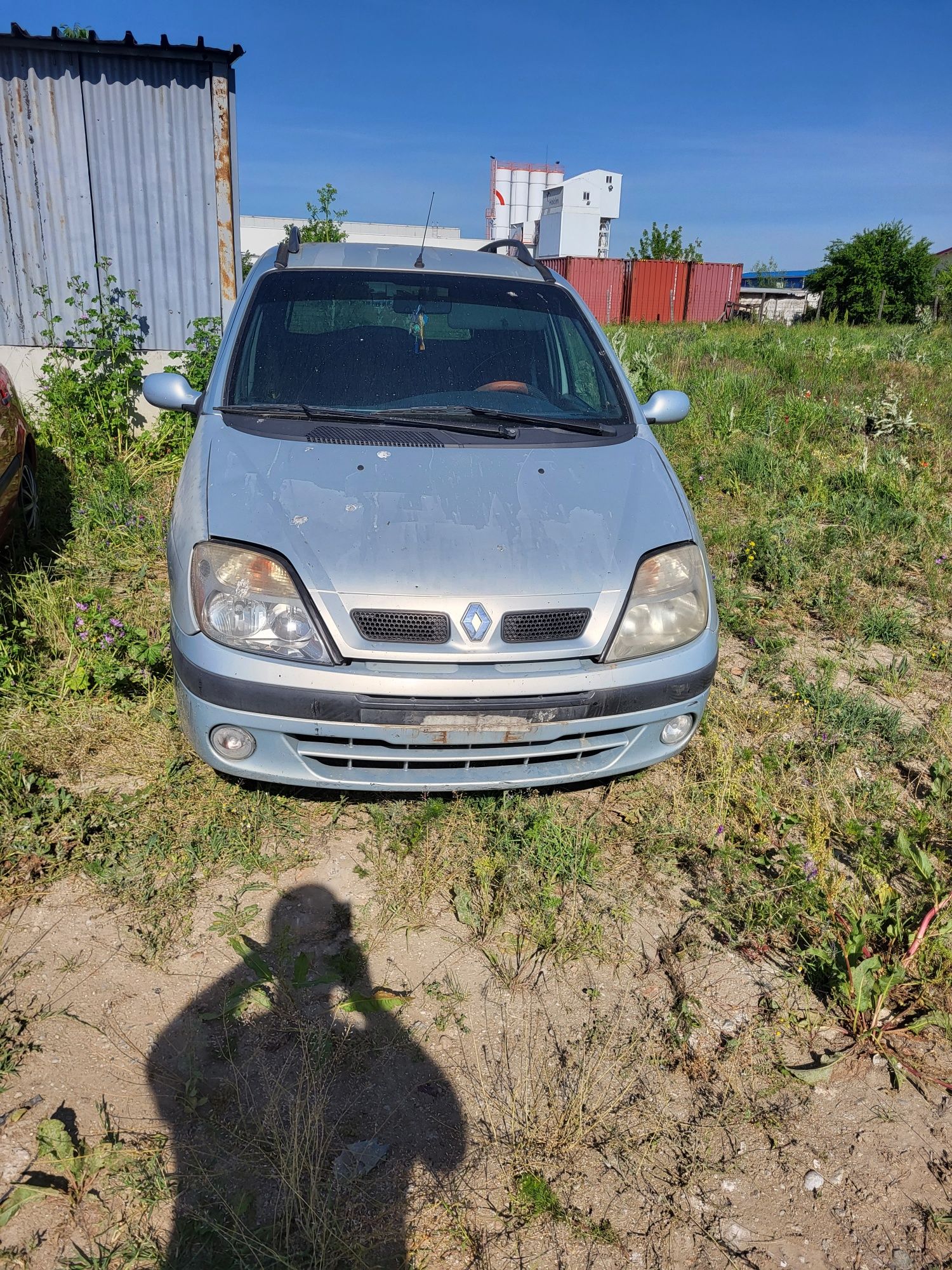 Dezmembrez Renault Clio Simbol Megan 2 laguna 2 scenic