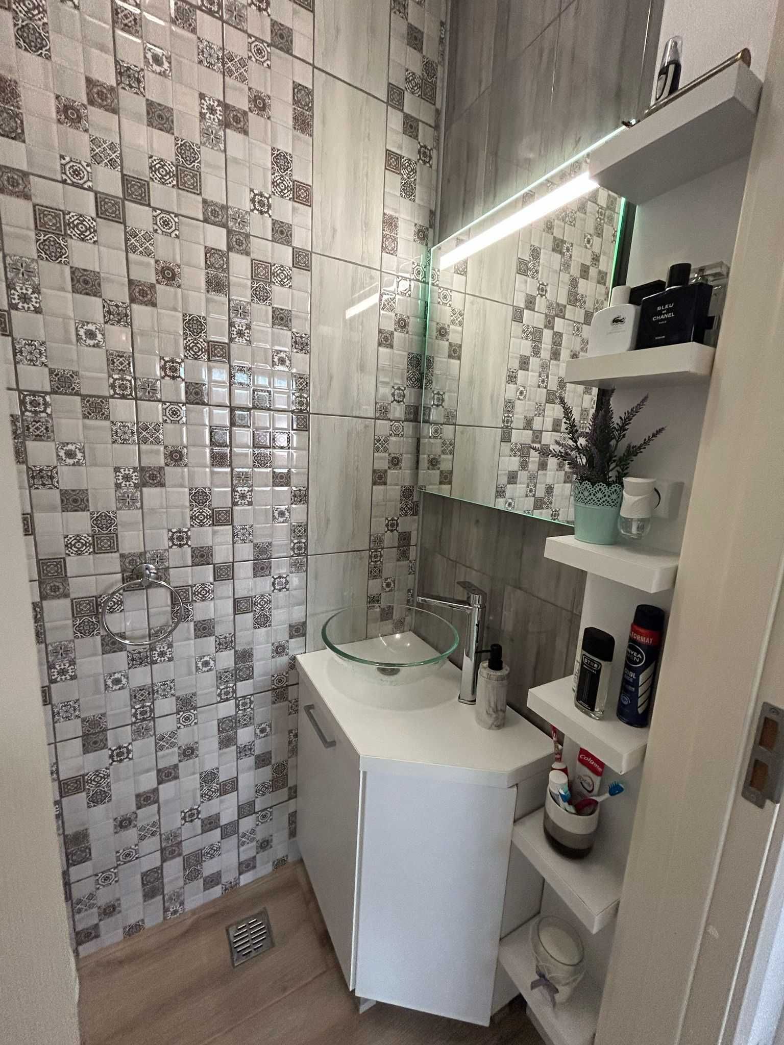 Apartament 3 camere- de vanzare-cartier Tudor