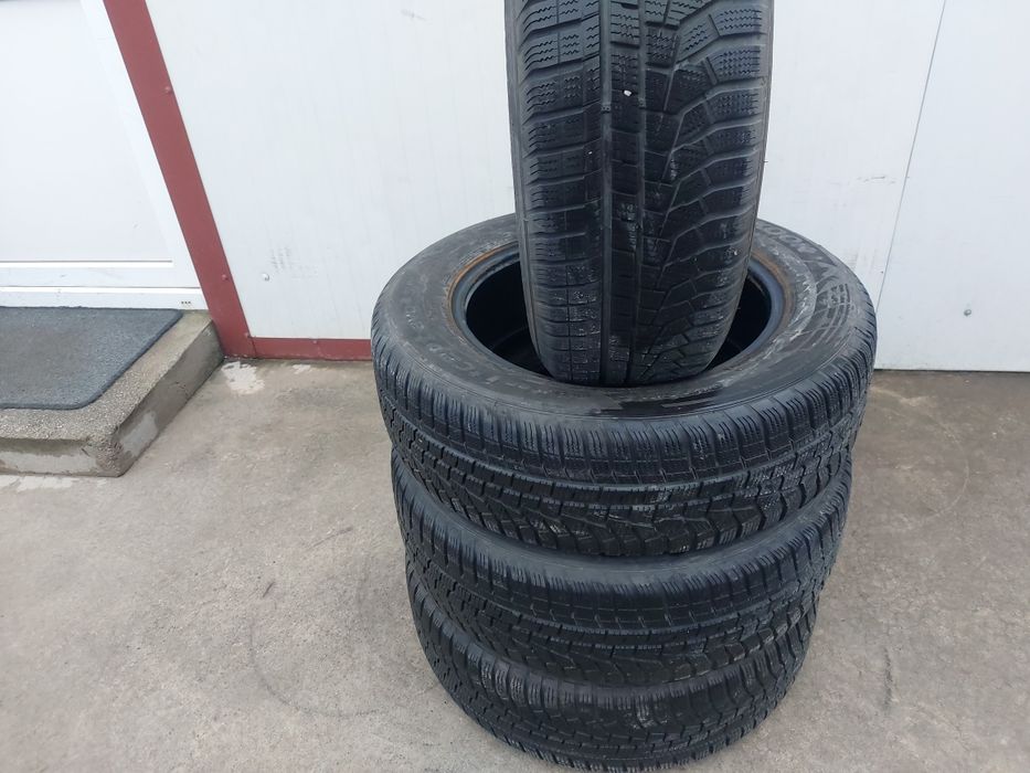 125 lei bucata! Set anvelope M+S/IARNA 215 65 17 Hankook
