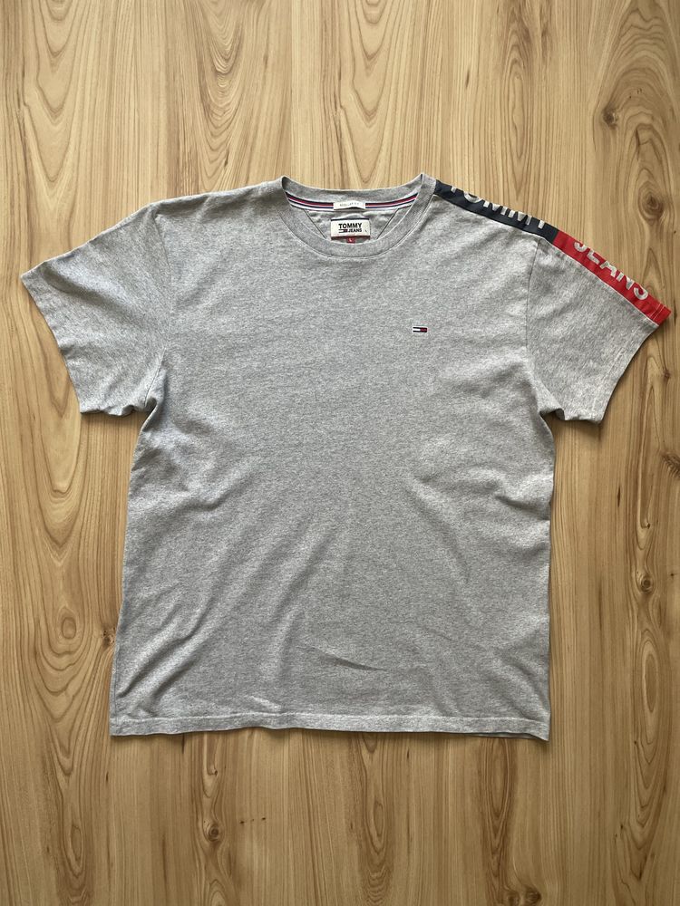 TOMMY HILFIGER / мъжка тениска L