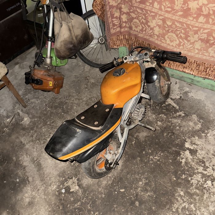 Пистов мотор 50 кубика