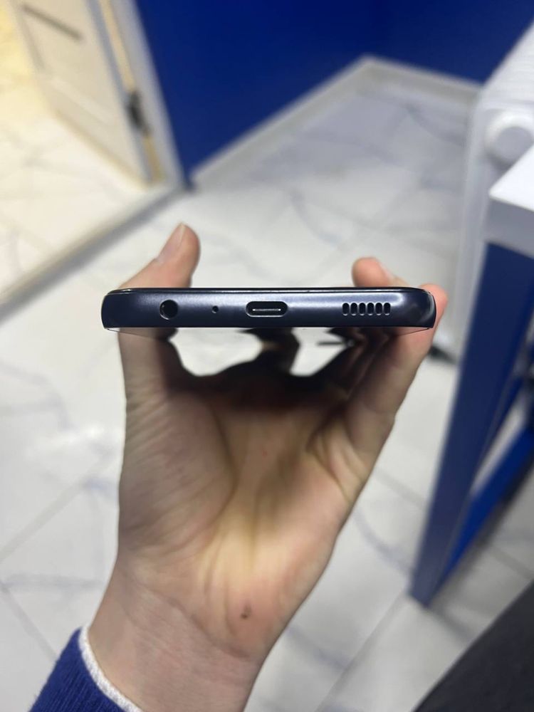 Продается Samsung Galaxy A24 состояние идеал фулл комплект
