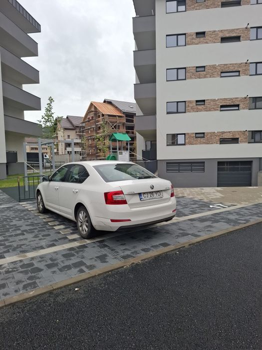 Skoda Octavia   1.6tdi