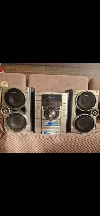 Магнитофон " SONY "