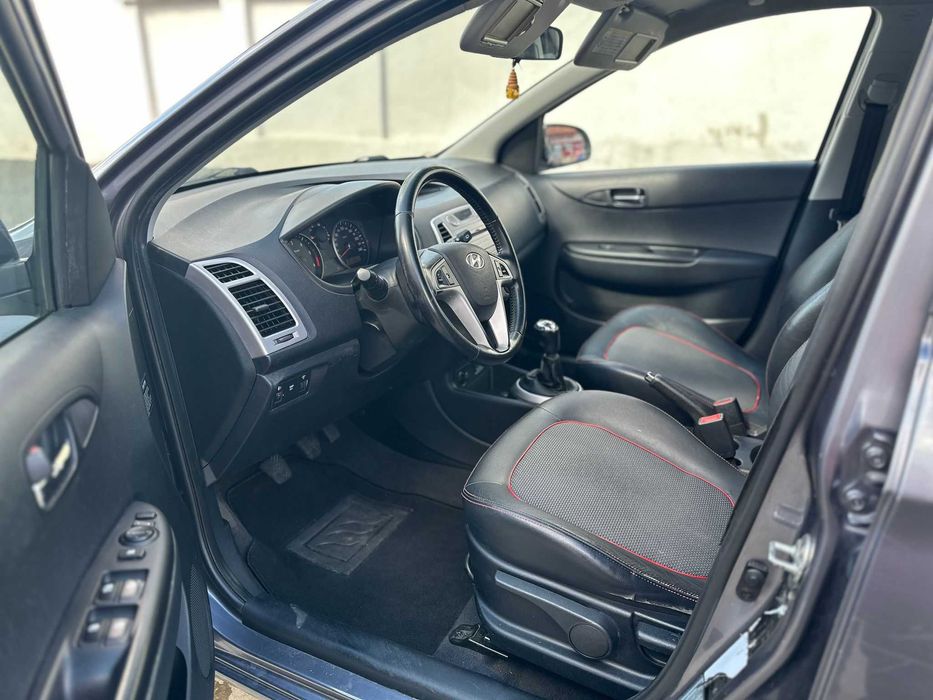Hyundai i20 1.6 Diesel 116 Cp 2010