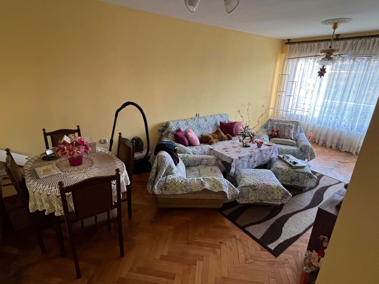Продава се Двустаен апартамент в Разград, Абритус - 65 кв.м за 1354 €/кв.м - Снимка #3