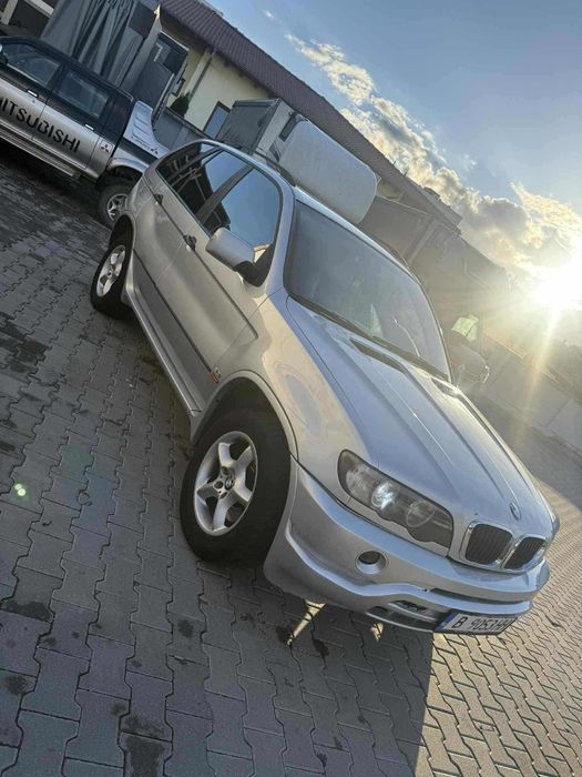 BMW X5 3.0I 2000г.