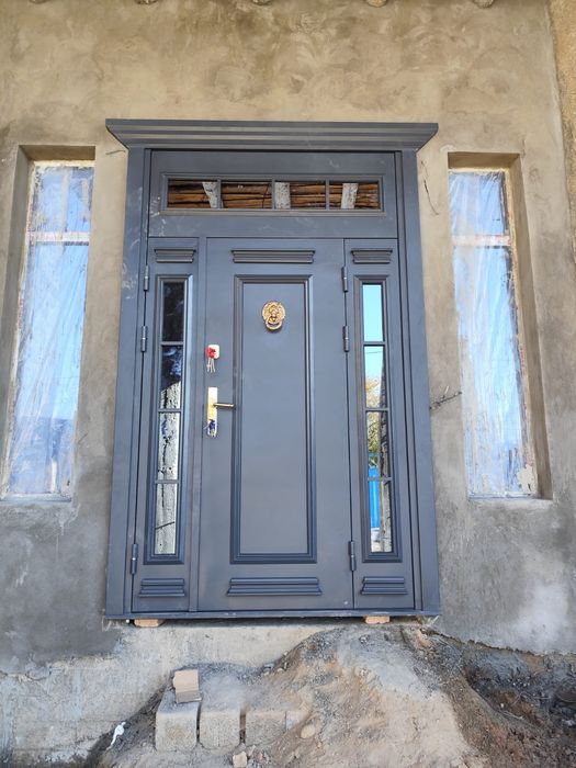 Входные железные двери