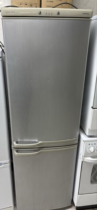 Продам  Холодильник с моризильной камерой LG хорошим состояния