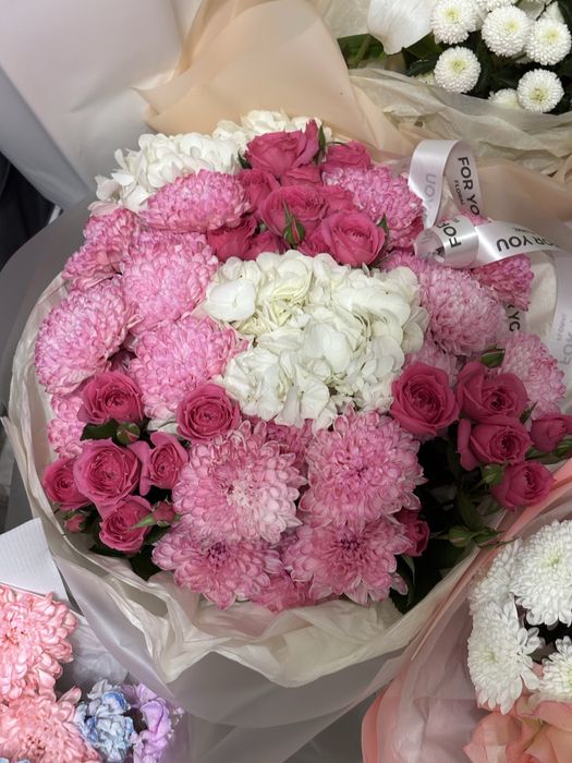 Разные букеты цветов 6-10 тыс