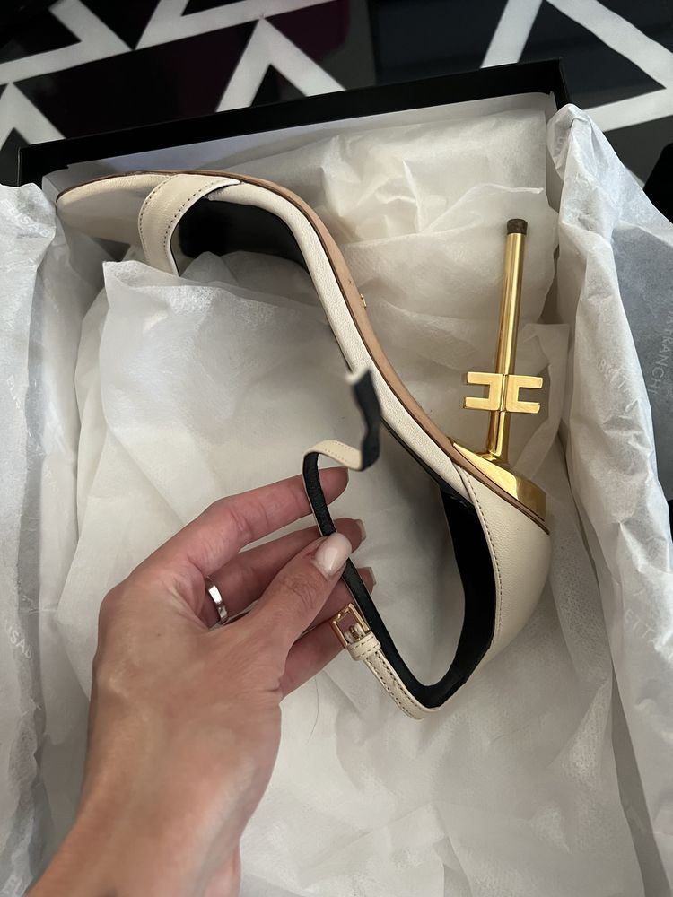 Сандали Elisabetta Franchi