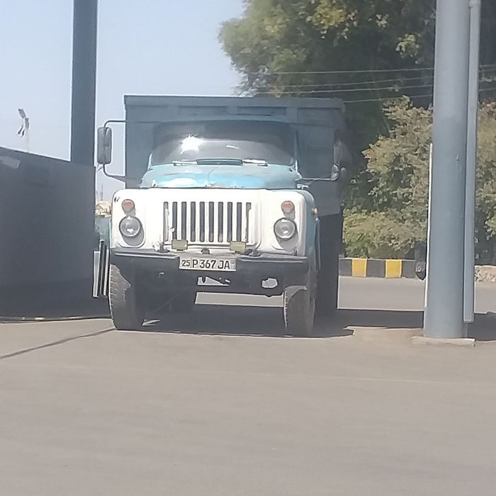 Gaz 53 moshina so'z xolatda