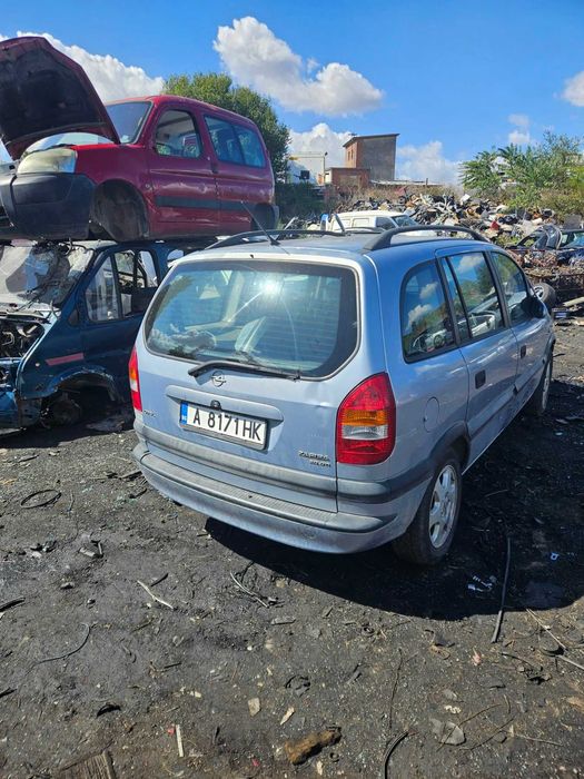 Опел Зафира 2.0 дизел 2002 година на части