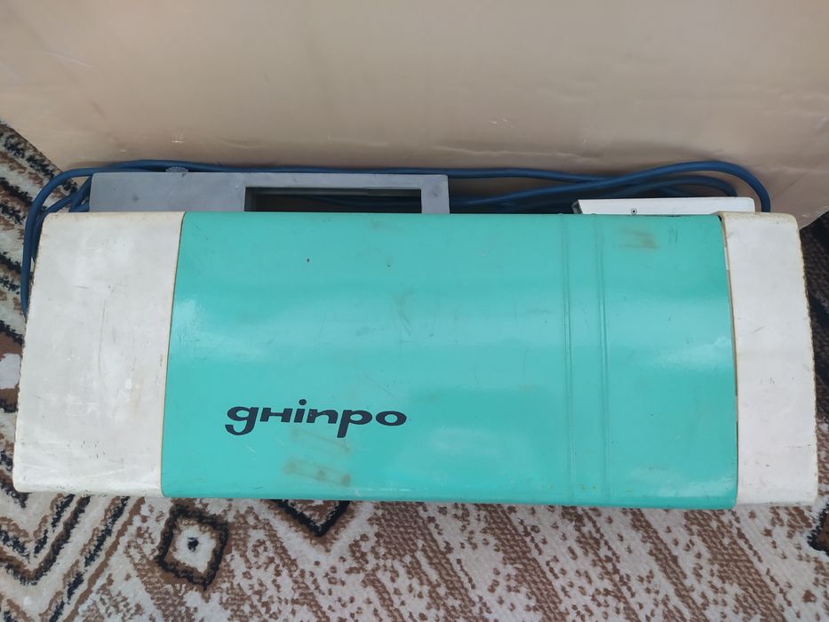 Пылесос рабочий, ретро