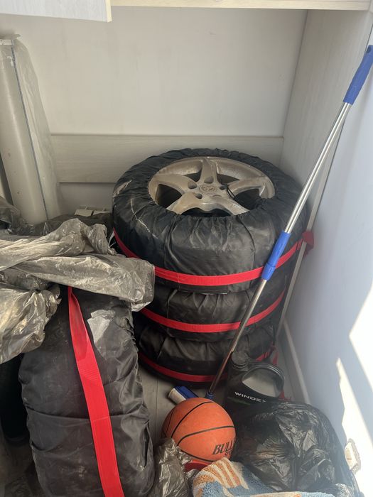 Комплект дисков с зимней резиной