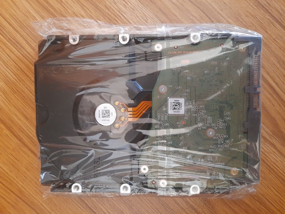 Qattiq disc 6TB hikvision