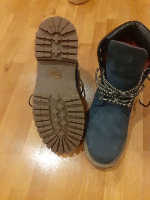 Мъжки боти 42 номер