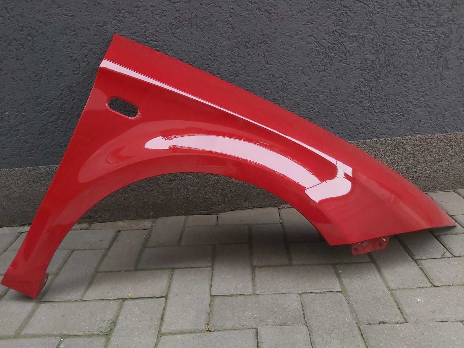 Aripa Fata Dreapta Seat Leon 2005-2008 Vopsita Rosu