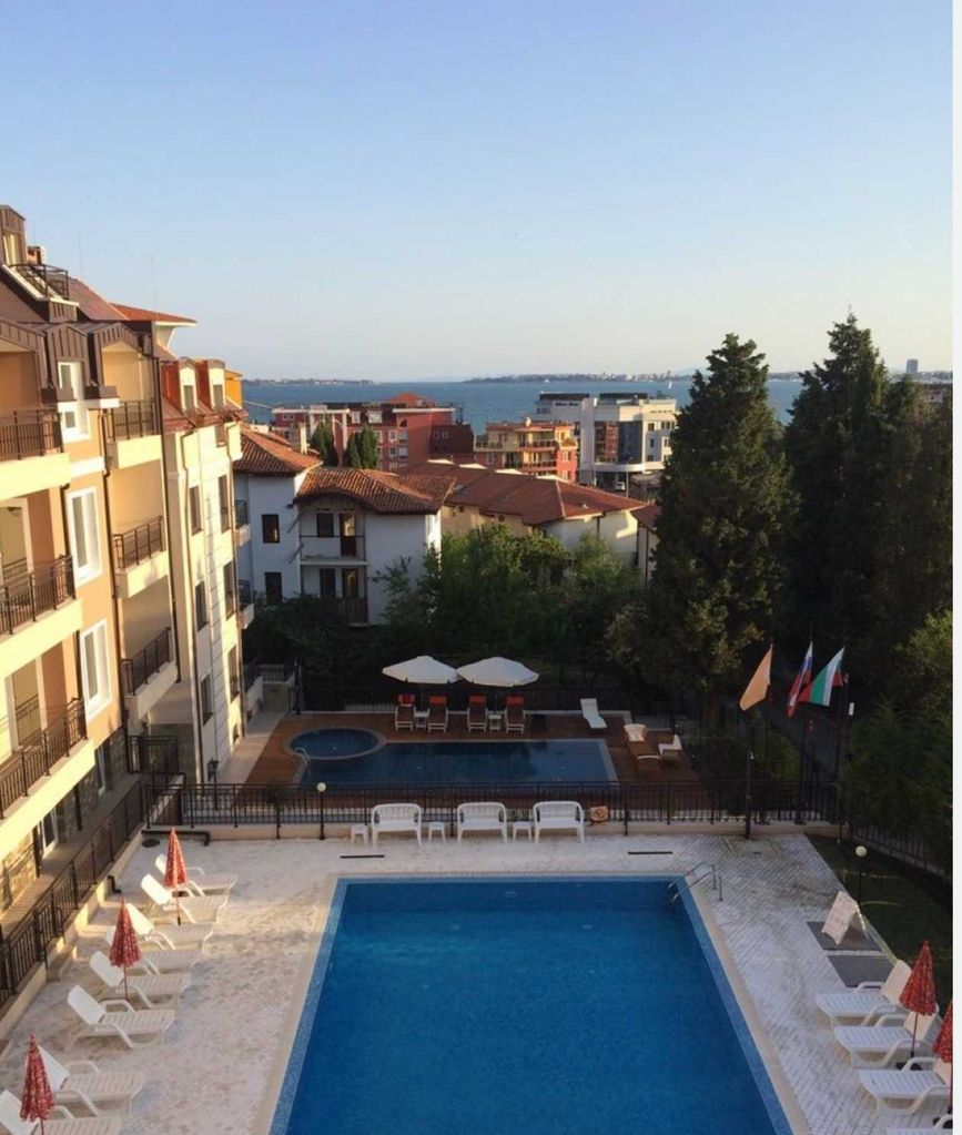Продава се Двустаен апартамент в Свети Влас - 70 кв.м за 1058 €/кв.м - Снимка #1