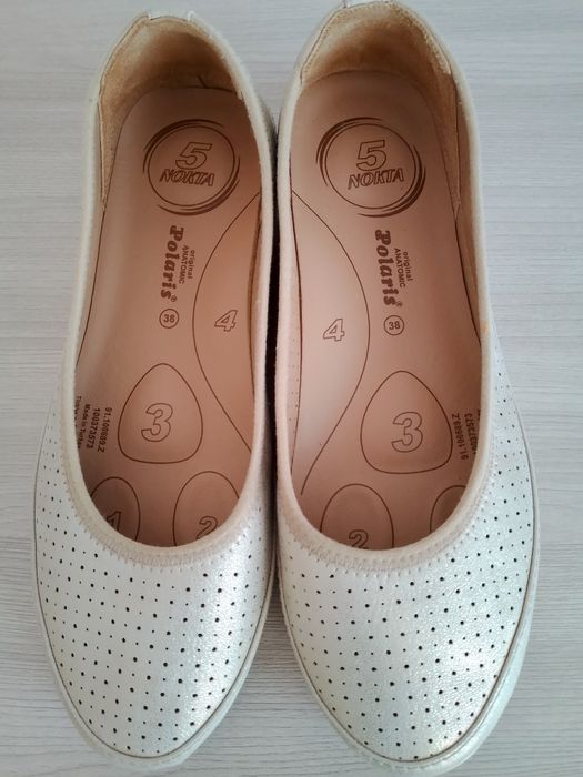 Продам женские балетки