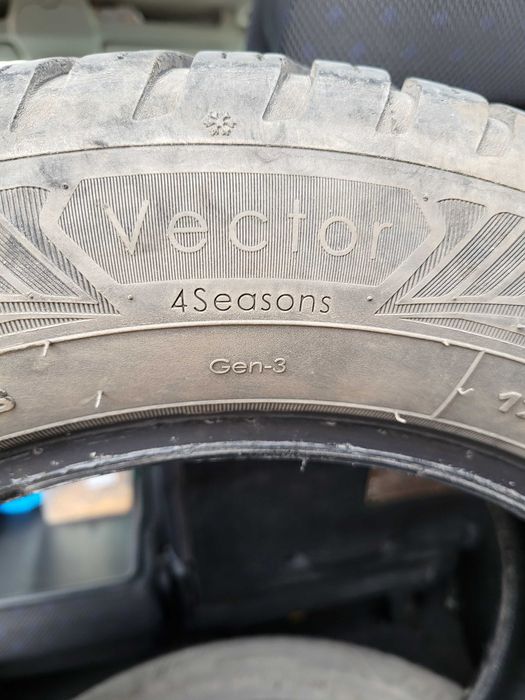 Всесезонни гуми GOODYEAR VECTOR 4SEASON G3 175/65 R14 2 броя - 5мм!