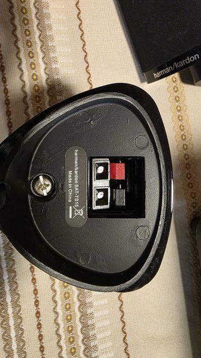 Колонки и суббуфер Harmon Kardon