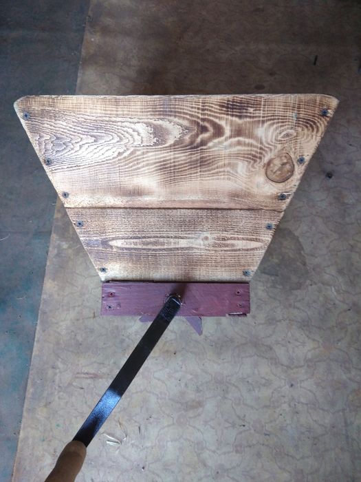 Tocător fructe din metal