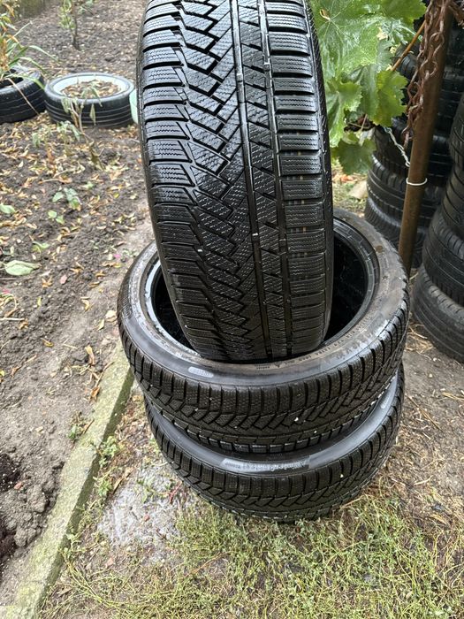Зимни гуми Continental 225/40R18