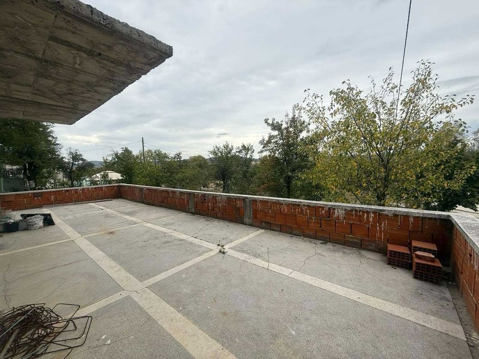 Къща в с. Алдомировци