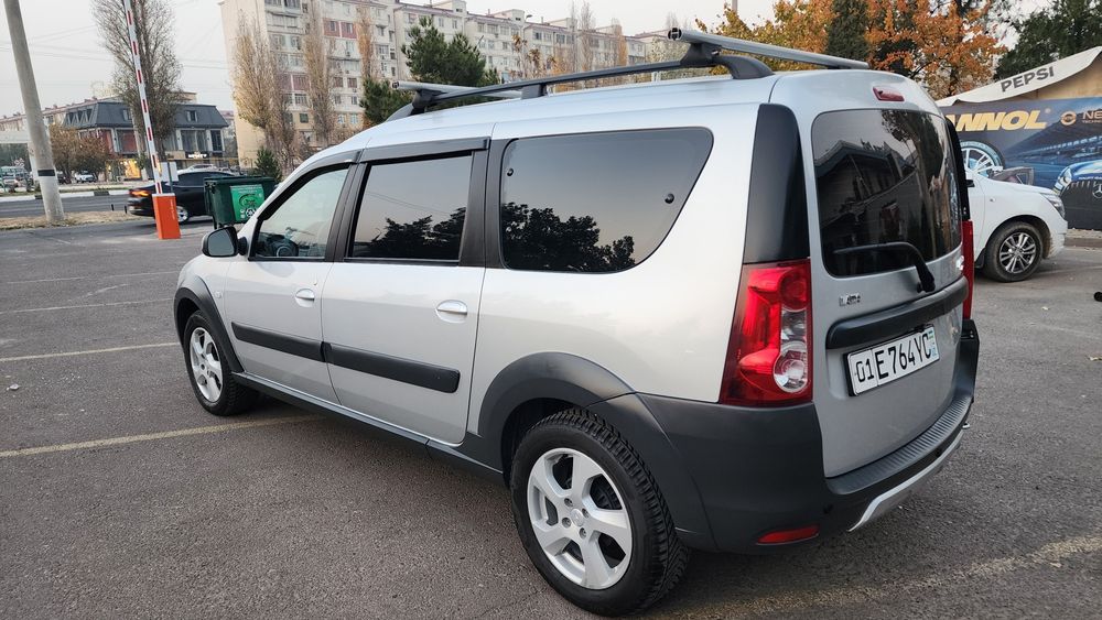 Lada Largus cross
