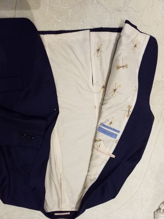 Costum bărbați Zara Man 2 piese, mărime 46. Nou.