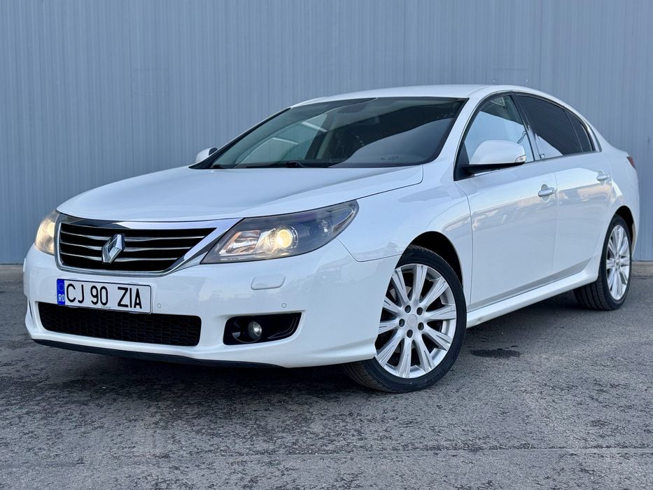 Renault Latitude / Initiale Paris / 2.0 DCI / An 2011