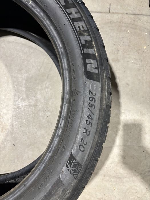 265/45/20 set iarna Michelin 250 lei bucata