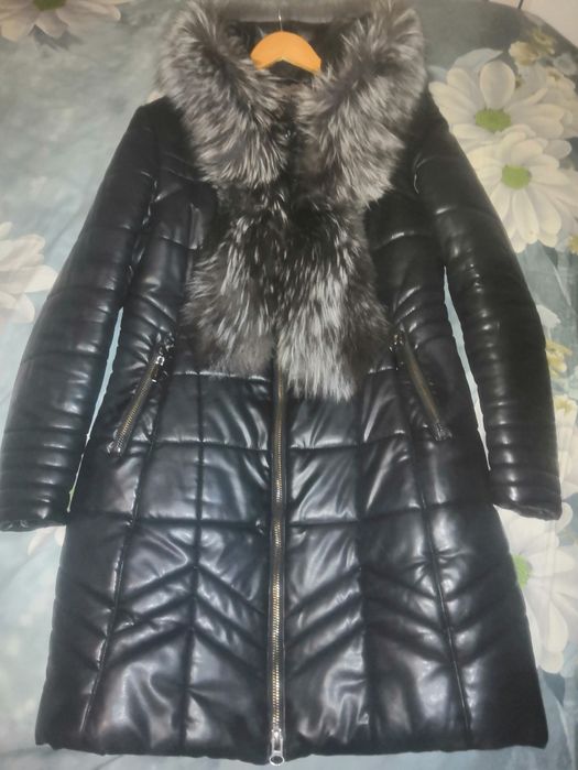 Продам зимнюю куртку