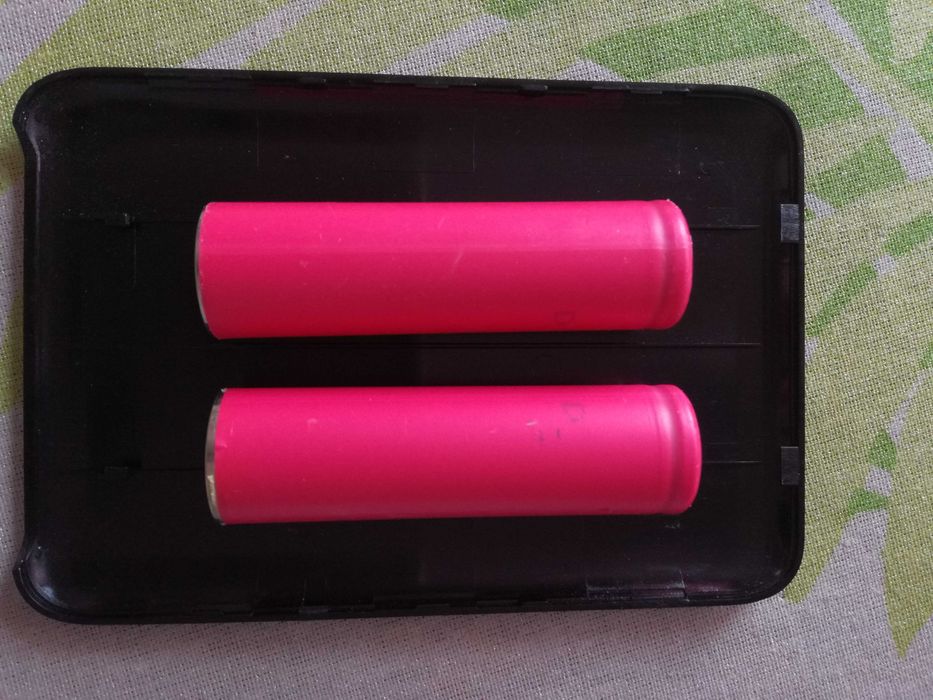 Adaptor AC->DC Incarcator 2,1A +++ Baterie Externa Power Bank 12500mAh