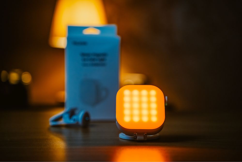 Telesin Магнитна лампа с LED осветление