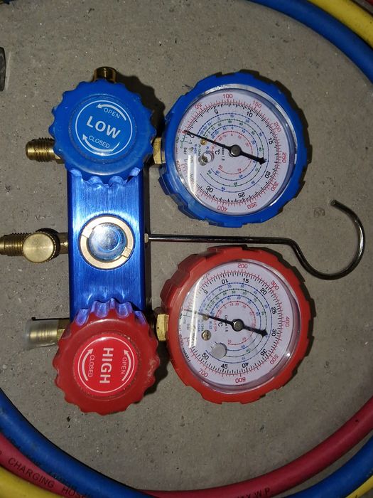 Двоен манометричен блок