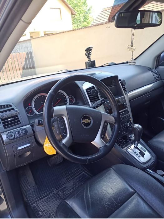 Vând sau schimb Chevrolet captiva