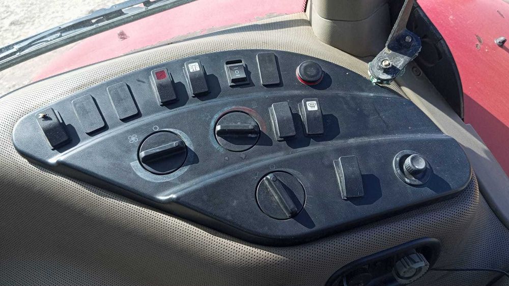 Vand tractor CASE MAGNUM 280 TIER III