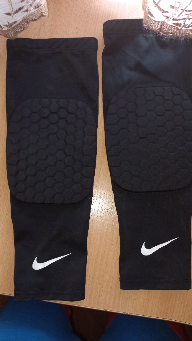 Aparatoare de genunchi nike(knee pads)