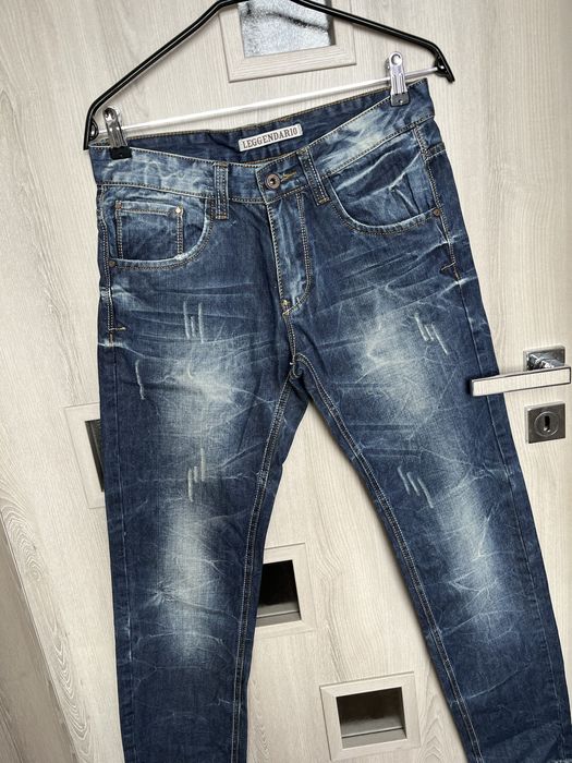 маркови нови дънки 32 номер