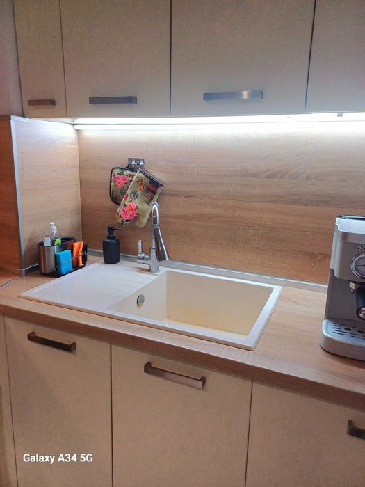 Дава се под наем Тристаен апартамент в Пловдив, Съдийски - 82 кв.м за 210000 € - Снимка #7